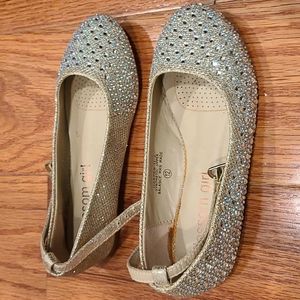 Girls sparkly flats